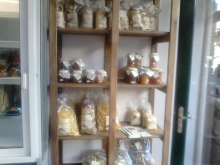 δια χειρός γυναικών Μεσοτόπου: γλυκα, μαρμελαδες,τραχανάς κουλ/κια κ.α